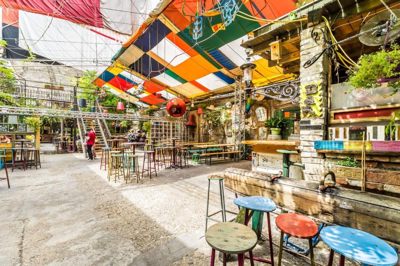 Skyline Serenity Retreat @Vaci Most Famous Street Budapest Exterior foto
